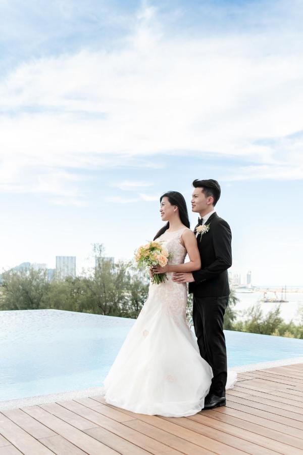 Ascott Gurney Penang Ξενοδοχείο Τζωρτζ Τάουν Εξωτερικό φωτογραφία A Thai couple